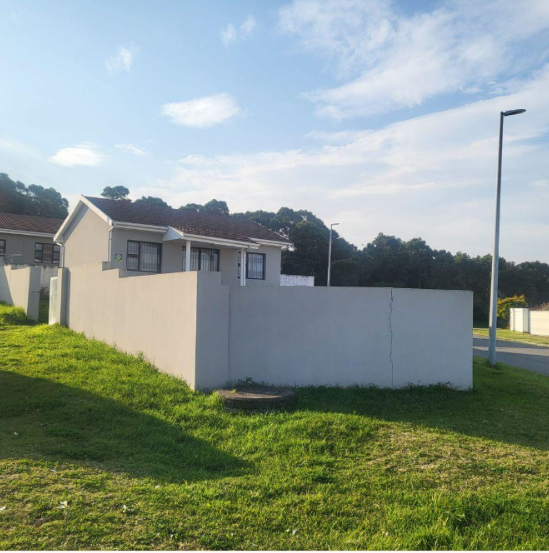 To Let 2 Bedroom Property for Rent in Haven Hills Eastern Cape
